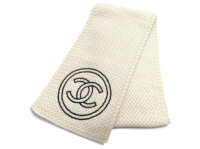 Chanel Cashmere Strick-Stola mit Coco Mark Schwarz Roh