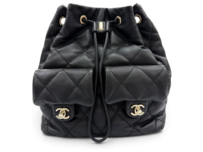 Chanel AS4342 gesteppter Kalbsleder-Rucksack Schwarz