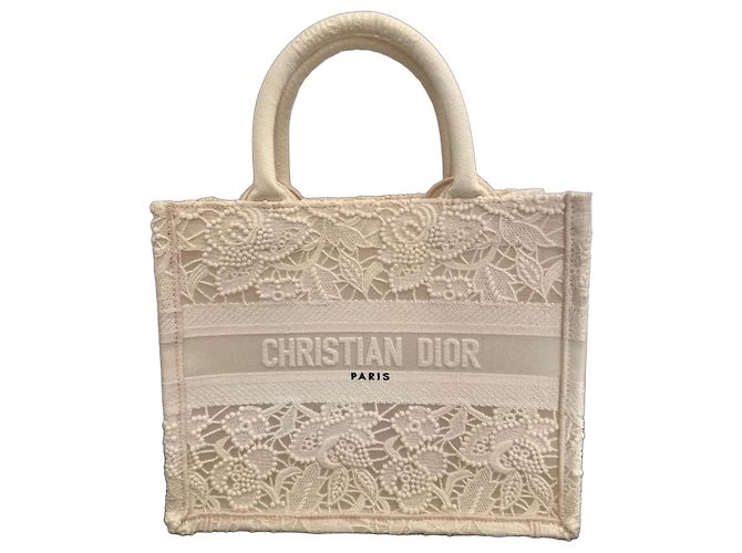 Bolsa Dior Book Tote em renda marfim Cru Fora de branco