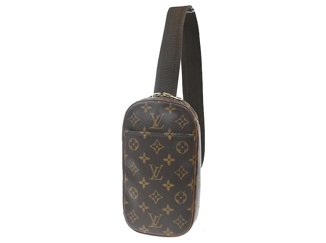 Louis Vuitton Pochette Gange Monogram Canvas Marrone