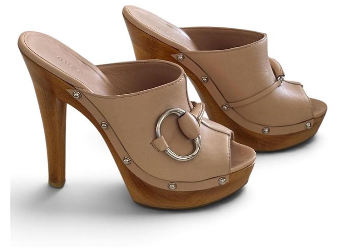 Gucci Horsebit Clogs Beige