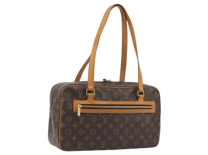 Louis Vuitton Cite Monogram Canvas GM Marrom