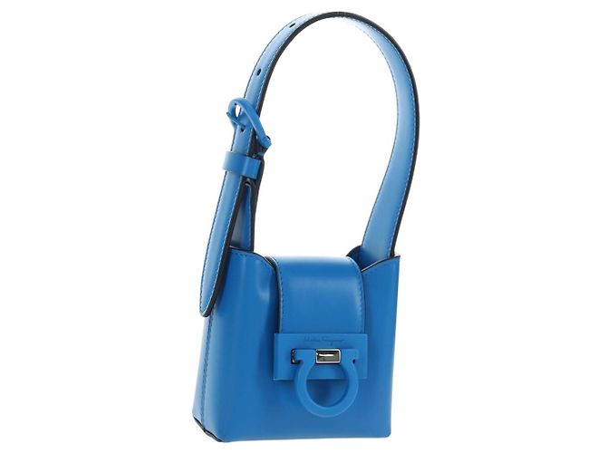 Pouch Salvatore Ferragamo Gancini in pelle blu e argento Auth 195518M