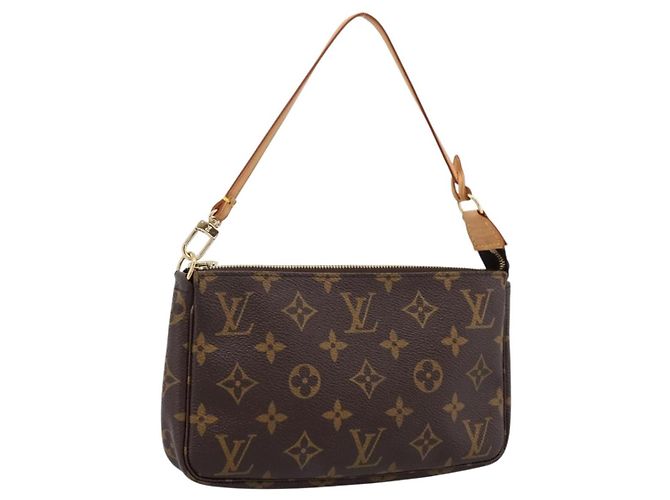 LOUIS VUITTON Monogram Pochette Accessoires Pouch M51980 LV Auth am12318V Monogramma