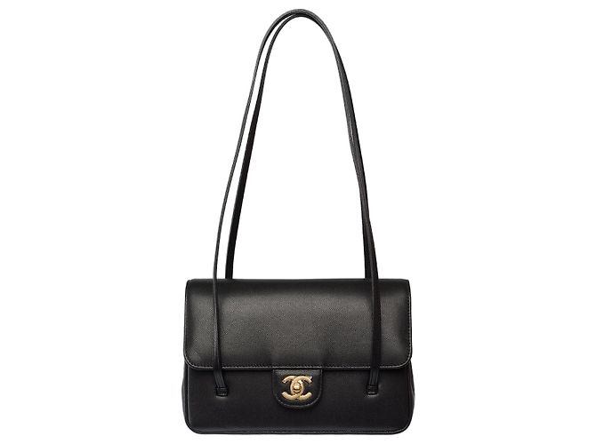 Bolsa CHANEL em Couro Preto - 103808