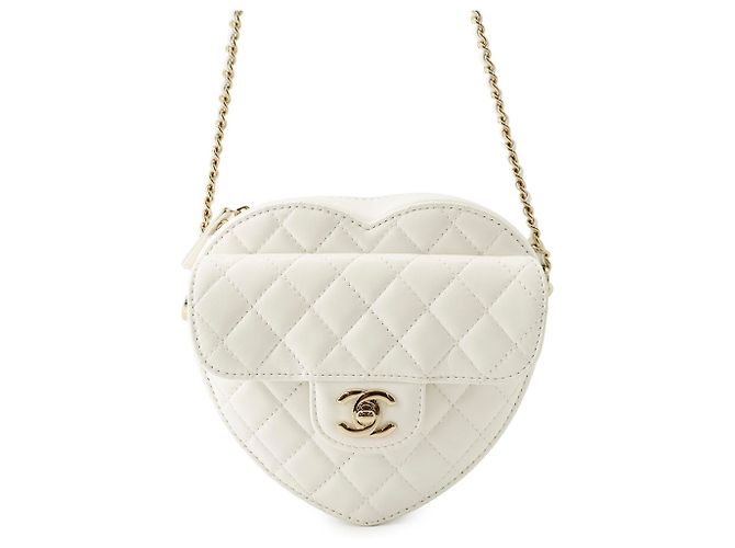 Bolsa de Ombro Chanel Matelassé em Forma de Coração Branco