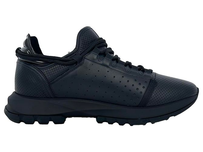 Baskets Givenchy Spectre perforées en cuir noir