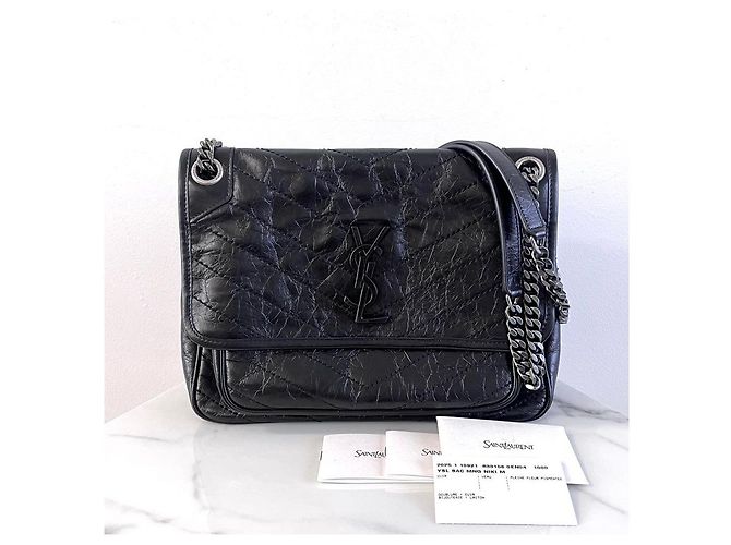 Saint Laurent Vintage Medium Leather Black Shoulder Bag