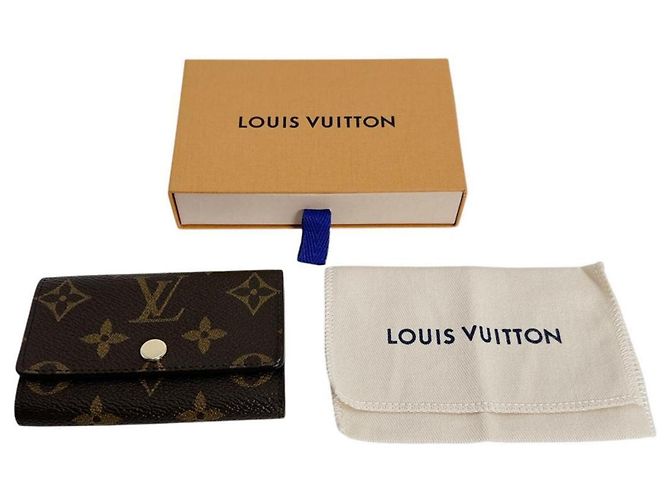 Louis Vuitton Monogram Keycase Brown