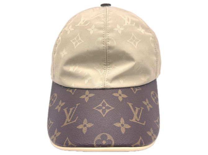 Louis Vuitton Monogram Cap Beige