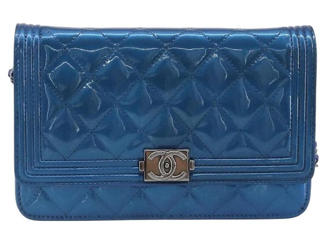 Chanel Boy Flap Quilted Patent Small Blu