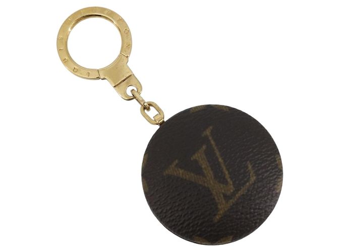 LOUIS VUITTON Monogram Astropill Key Holder M51910 LV Auth 197019A Monogramm