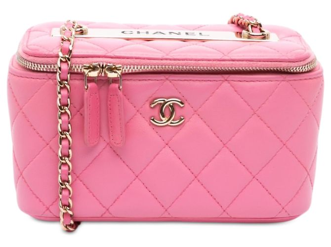 Small Vanity Case Chanel Trendy CC em pele de cordeiro acolchoada rosa com alça de corrente