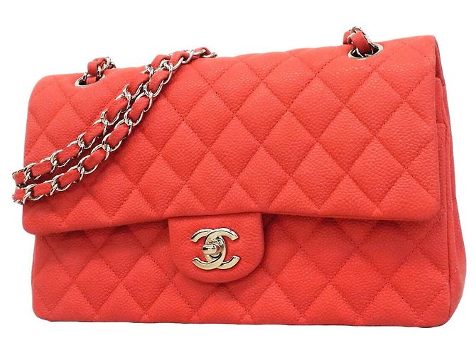 Bolsa de Ombro Chanel Matelassé Vermelho