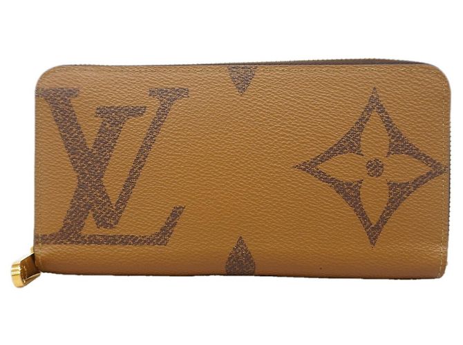 Louis Vuitton Monogram Giant Reverse Zippy Wallet Brown