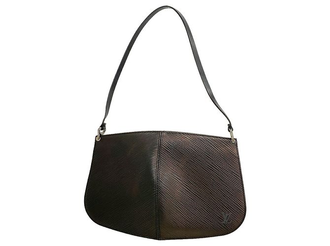 Louis Vuitton Epi Pochette de Milune Nero
