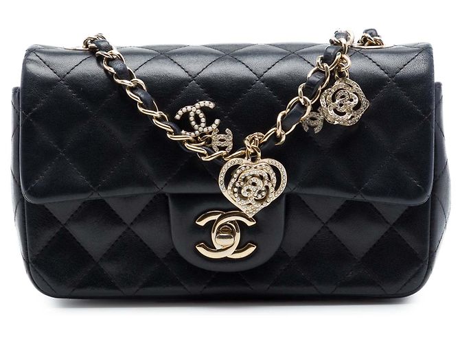 Chanel Mini Rectangular Classic de piel de cordero negra con dijes de corazón de San Valentín, Single Flap Negro