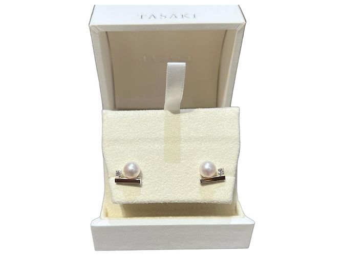 Orecchini Tasaki "petit" balance class in oro giallo 18K con perle e diamanti D'oro