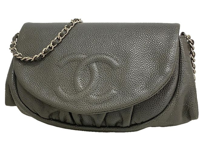 Borsa a tracolla Chanel Matelassé con catena Marrone