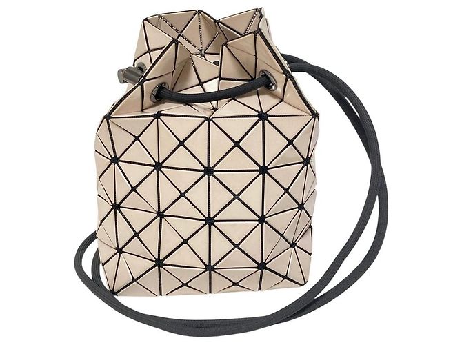 BAO BAO ISSEY MIYAKE Borsa a tracolla WRING Marrone Beige