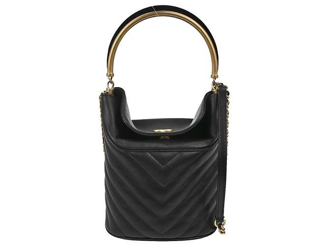 Chanel Handle with Chic Bucket Chevron Lambskin Noir