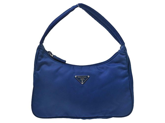 Prada Re-Edition 2000 Nylon Blu 