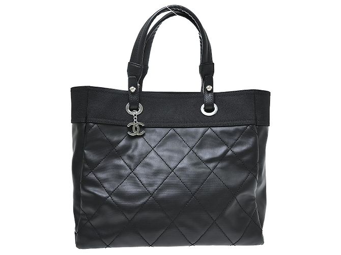Bolsa Chanel Biarritz Tote em lona revestida acolchoada Large Preto