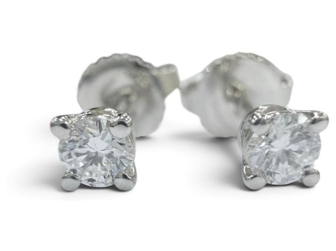 Pendientes de botón Tiffany & Co. de platino y diamantes