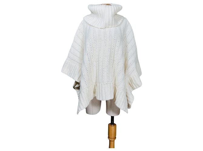 Autre Marque Strick-Poncho in Creme aus der Ancora Collection Roh