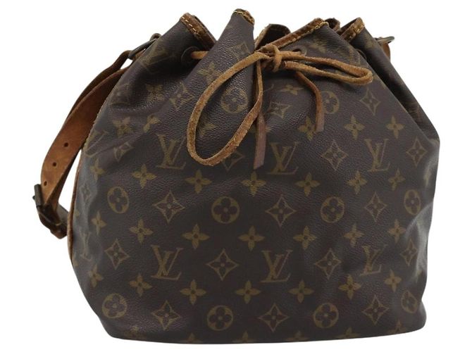 LOUIS VUITTON Monogram Petit Noe Shoulder Bag M42226 LV