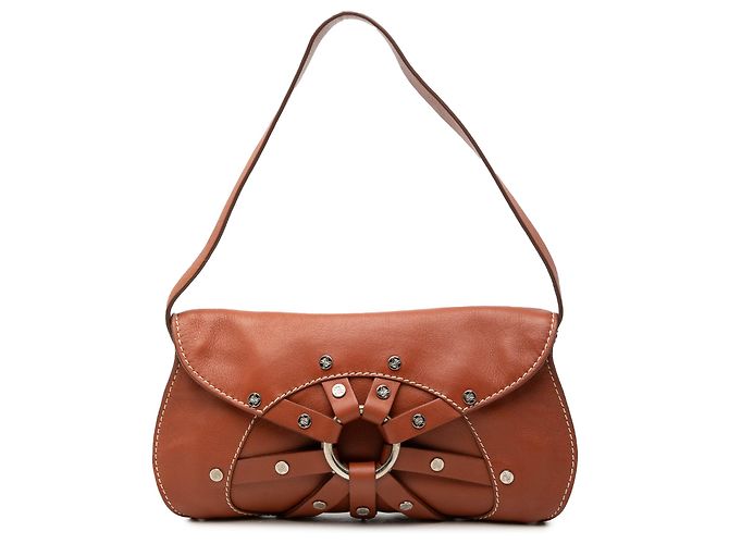 16 Céline Bolso de hombro Celine Macadam de cuero con tachuelas marrón Castaño