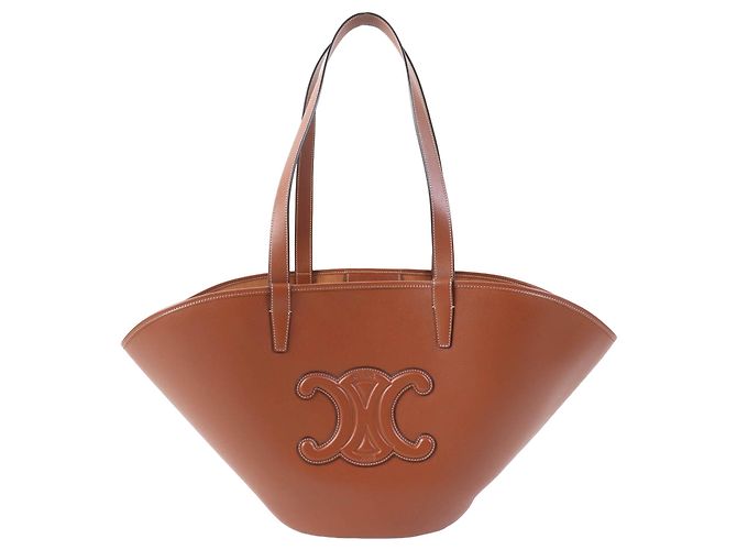 Céline Tote Celine Cuir Triomphe em Pele de Bezerro Lisa Castanha Medium Marrom