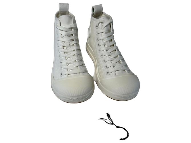 Bottega Veneta Vulcan High-Top Sneaker Weiß