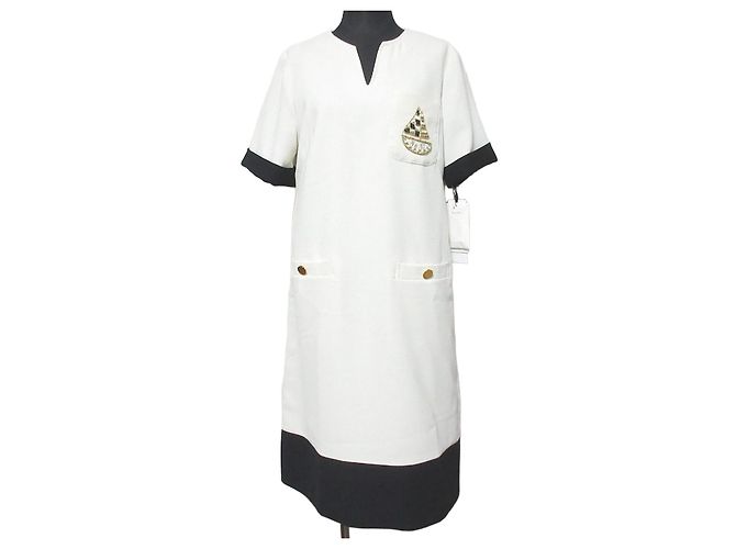 Autre Marque Vestido Grace Class Bijou Emblem Bege