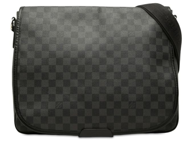 Borsa a tracolla Louis Vuitton Damier Graphite Daniel GM Nero