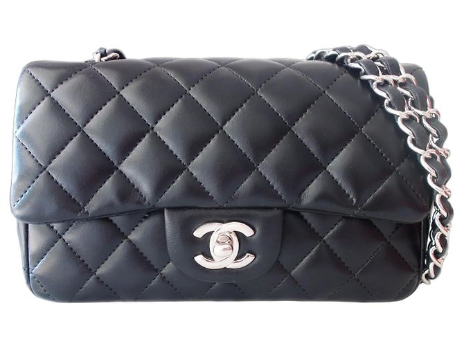 Timeless Chanel Classic Flap Mini Borsa Nera Nero