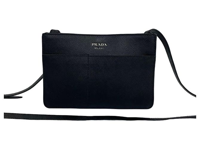 Mini borsa a tracolla Prada in pelle Saffiano nera Nero