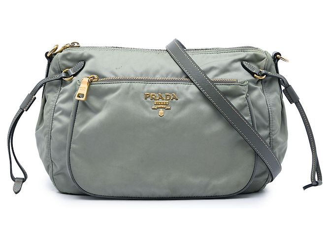 Bolsa Crossbody Prada em Tessuto com acabamento em Saffiano cinza e fecho de correr Marrom
