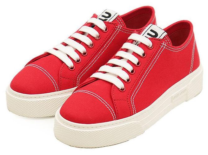 Miu Miu Sneaker aus Baumwolle Weiß Rot