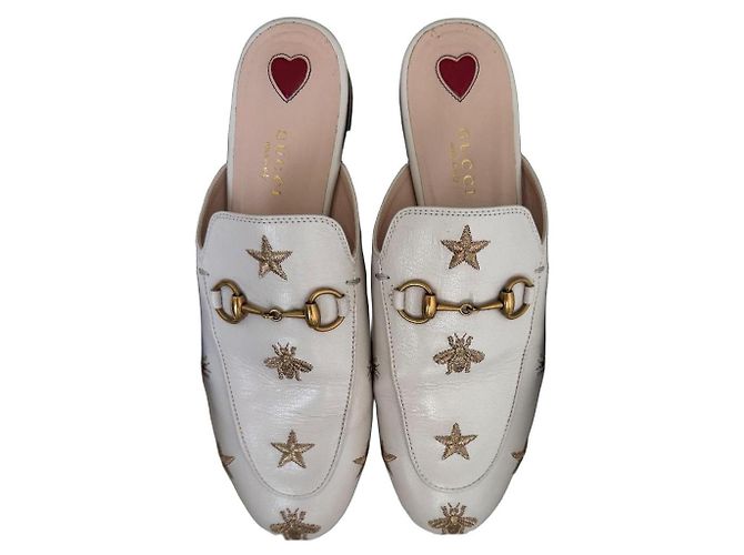 Gucci Mules in pelle bianca con stelle e api Bianco