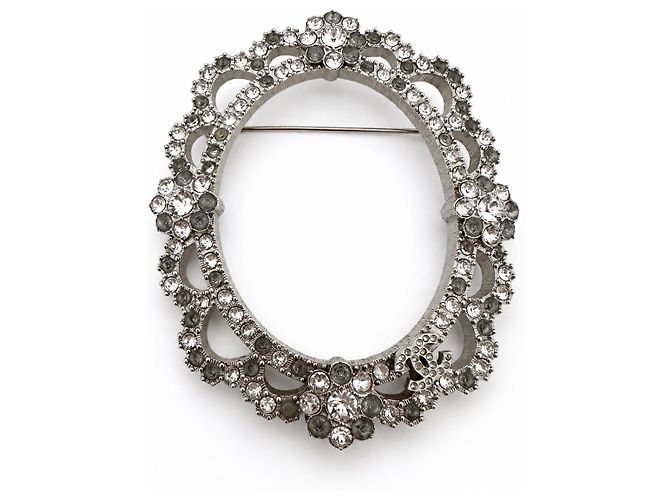 Chanel Ovale Brosche mit Strass Silber