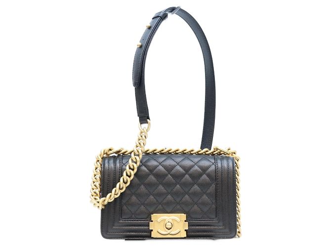 Borsa a tracolla Chanel Boy in nero