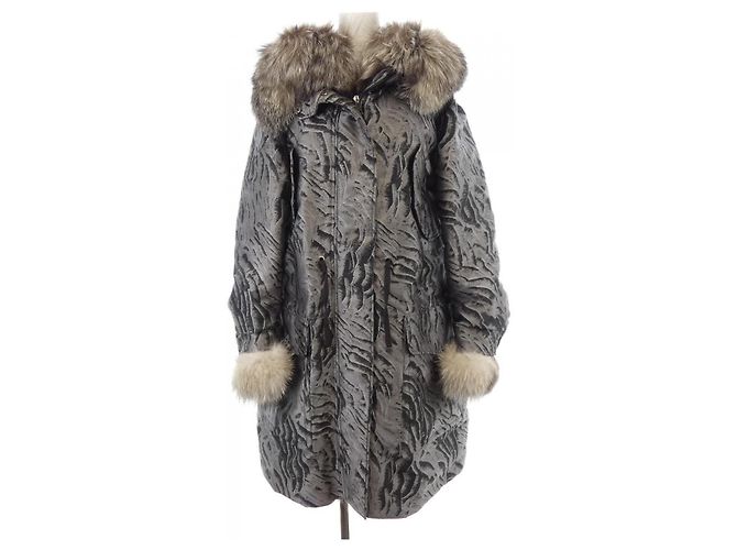 Moncler VERTEUIL Down Coat Brown