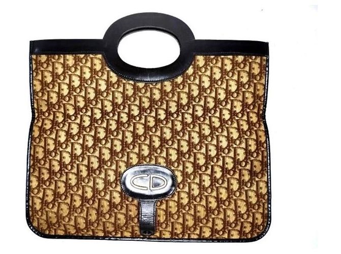 Christian Dior Handtasche aus Monogramm-Canvas Braun
