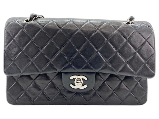Borsa a tracolla Chanel Matelassé Nero
