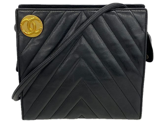Borsa a tracolla Chanel in pelle d'agnello nera Nero