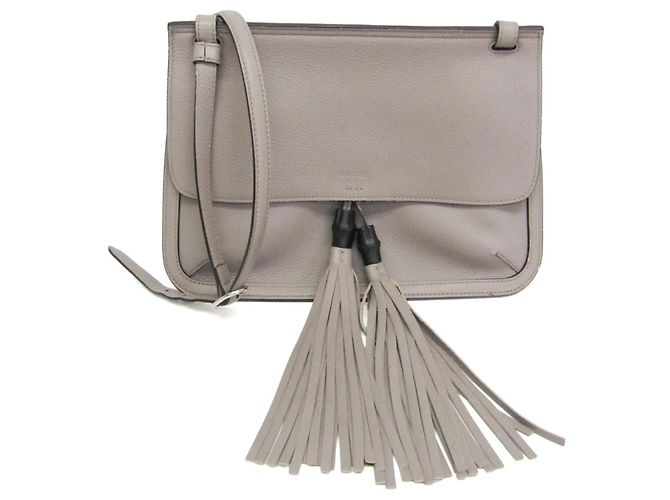 Bolsa de Ombro em Couro com Borla Gucci Daily Bamboo