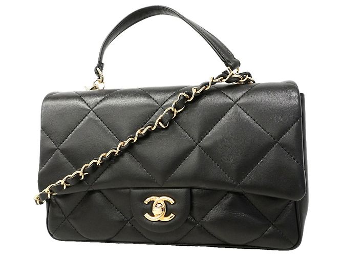 Bolsa de Ombro Chanel Matelassé com Corrente Preto