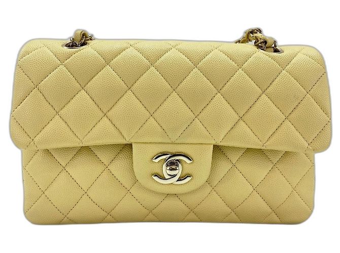 Borsa a spalla Chanel Matelassé Gialla Giallo