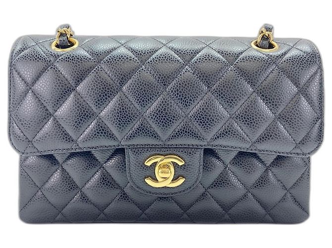 Borsa a tracolla Chanel Matelassé Nero